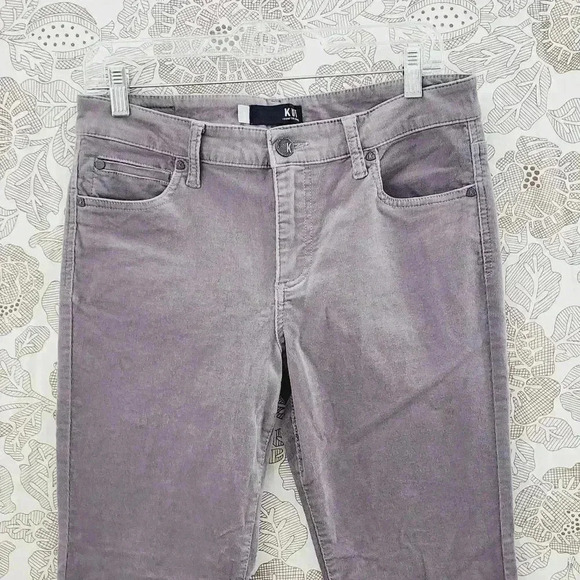 Kut from the Kloth Diana Fab Ab Skinny Corduroy Lavender Pants Women's 8 - Picture 3 of 8